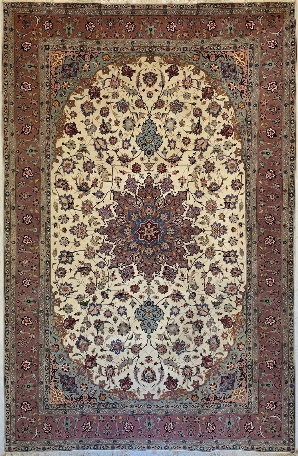 IRÁNI TABRIZ 50-RAJ KÉZI CSOMÓZÁSÚ GYAPJÚ SZŐNYEG