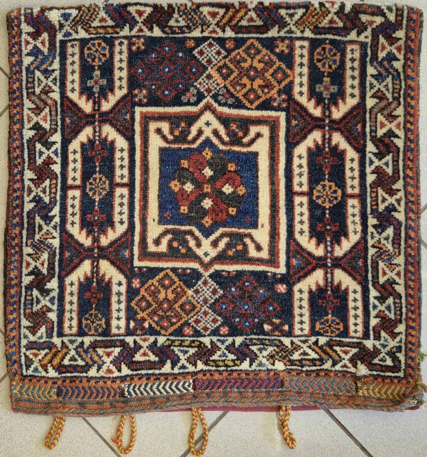 IRANIAN QASHQAI HANDMADE WOOL SADDLE BAG