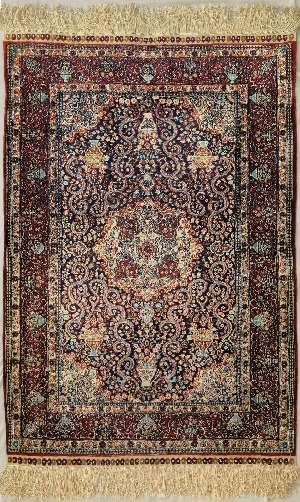 CHINESE SILK HANDMADE CARPET