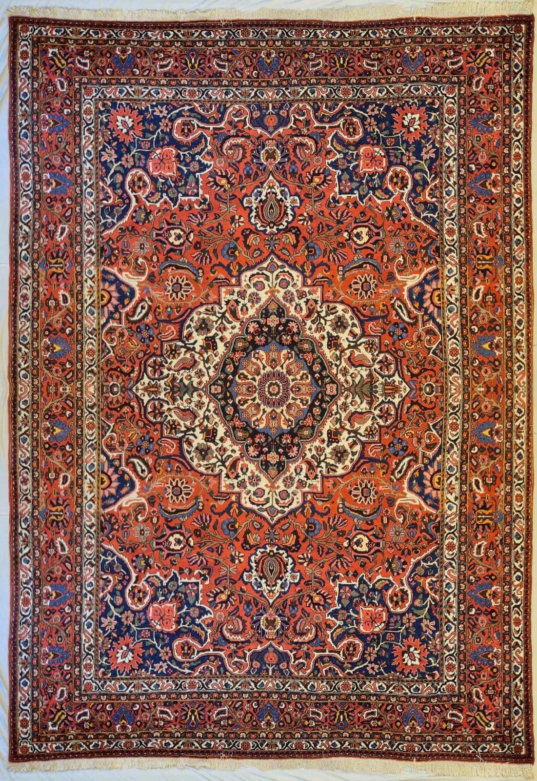 IRANIAN BAKHTIARI HANDMADE WOOL CARPET