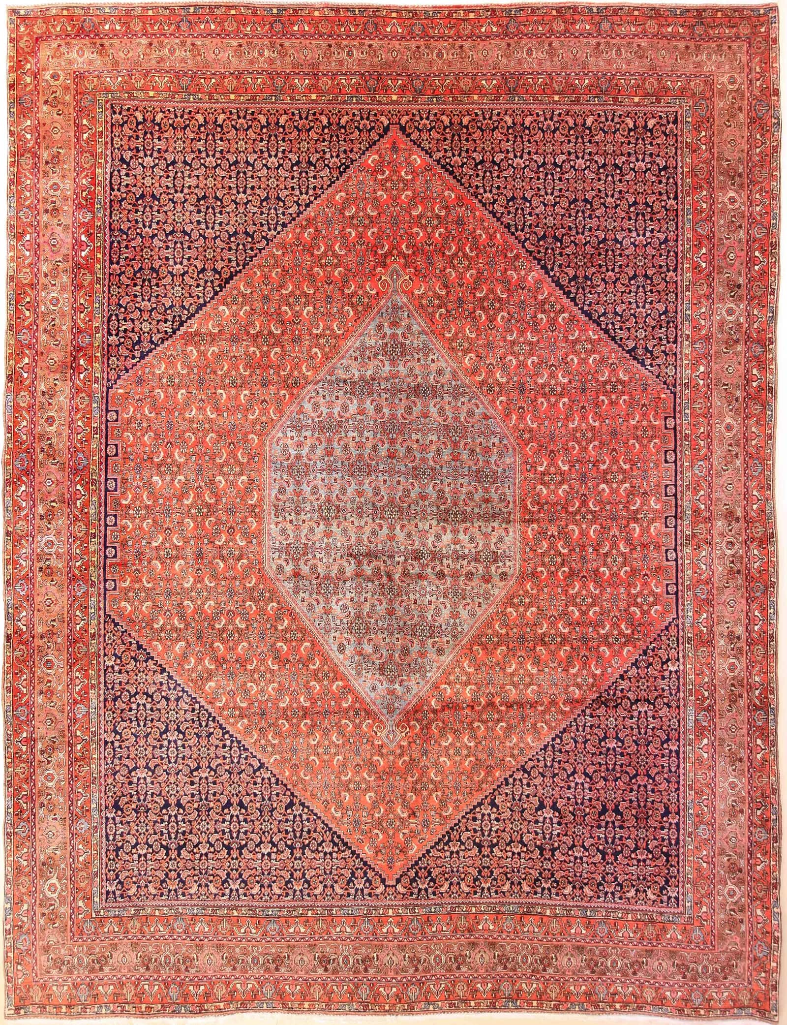 ANTIQUE IRANIAN BIDJAR HANDMADE WOOL CARPET