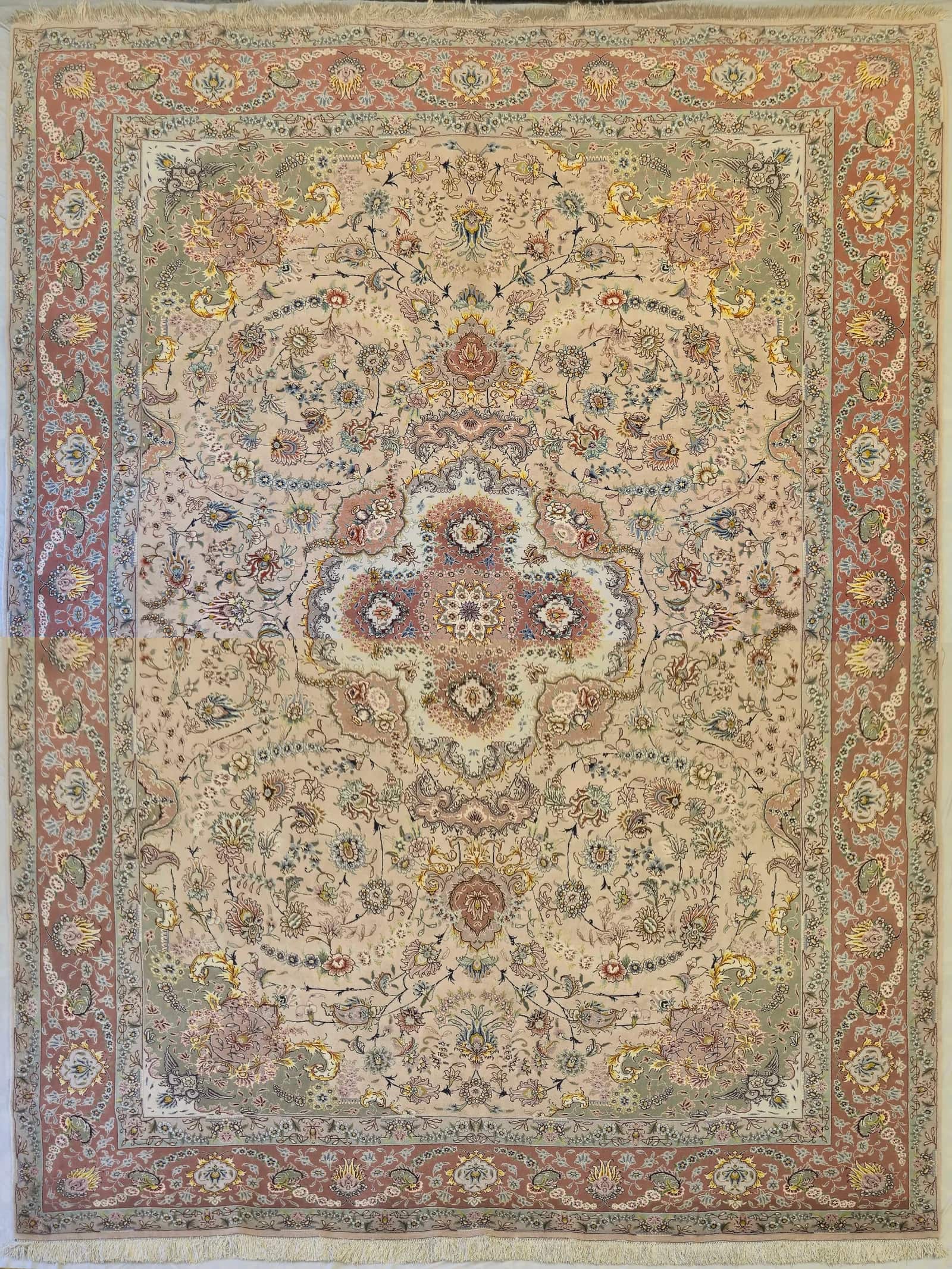IRÁNI TABRIZ KÉZI CSOMÓZÁSÚ SZŐNYEG