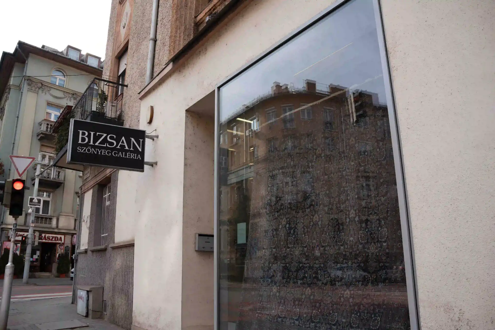 Bizsan gallery showroom