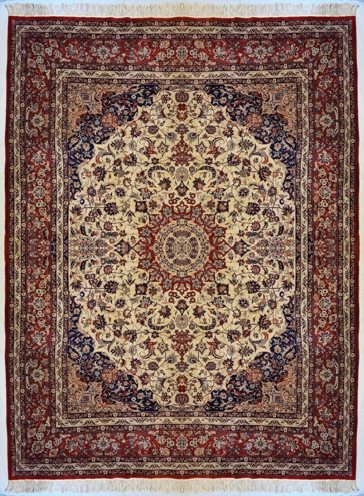 CHINESE ISFAHAN HANDMADE WOOL CARPET
