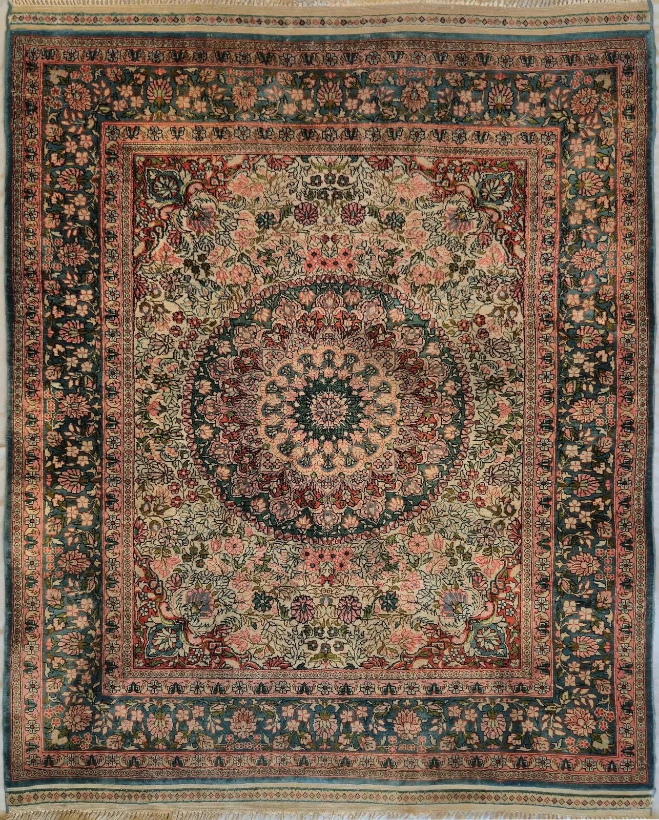 CHINESE SILK HANDMADE CARPET
