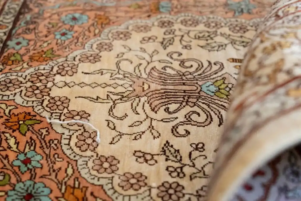 Hereke - Handmade silk rugs of Turkey