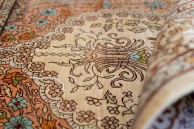 Hereke - Handmade silk rugs of Turkey