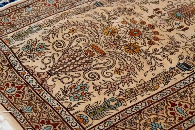 Hereke Silk