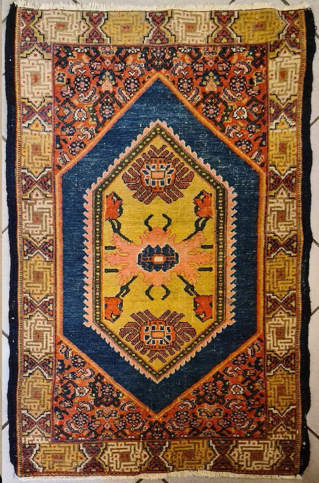ANTIQUE IRANIAN SENNE HANDMADE WOOL CARPET (Fragment)