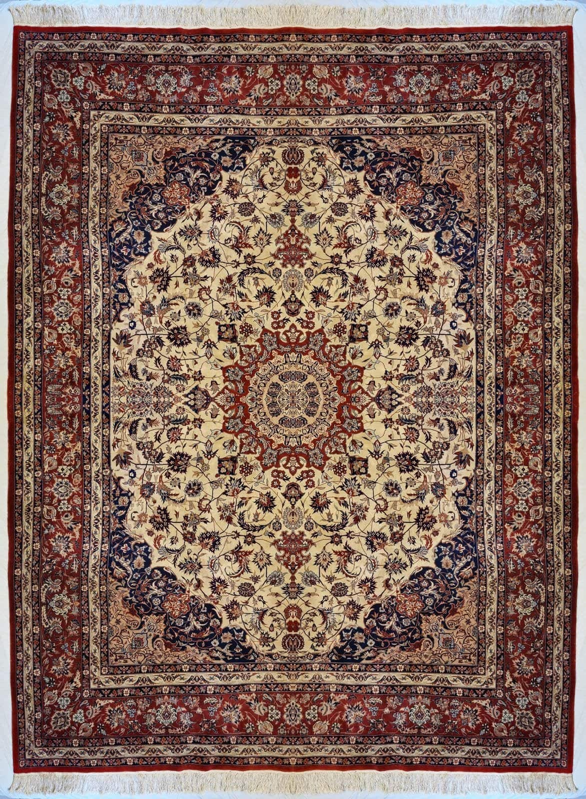 CHINESE ISFAHAN HANDMADE WOOL CARPET