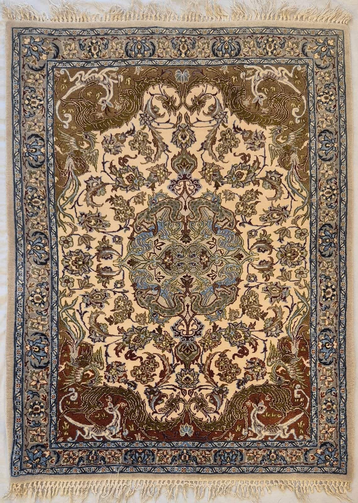 IRANIAN ISFAHAN HANDMADE WOOL CARPET