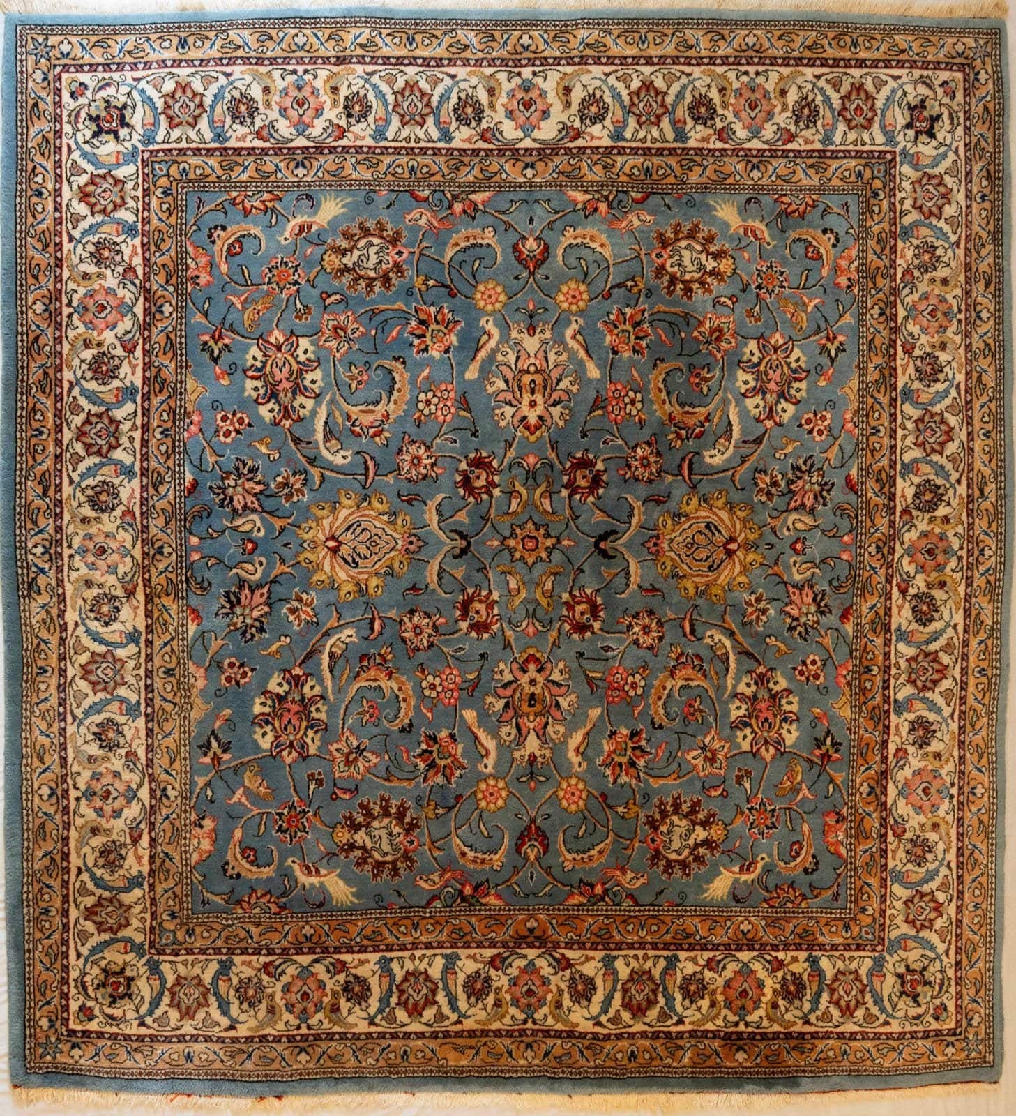 IRANIAN SAROUGH HANDMADE WOOL CARPET