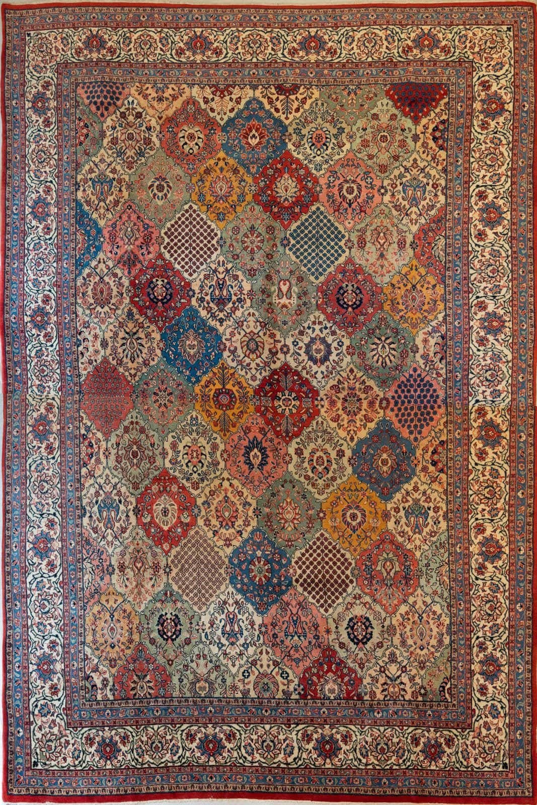 IRANIAN SAROUGH HANDMADE WOOL CARPET