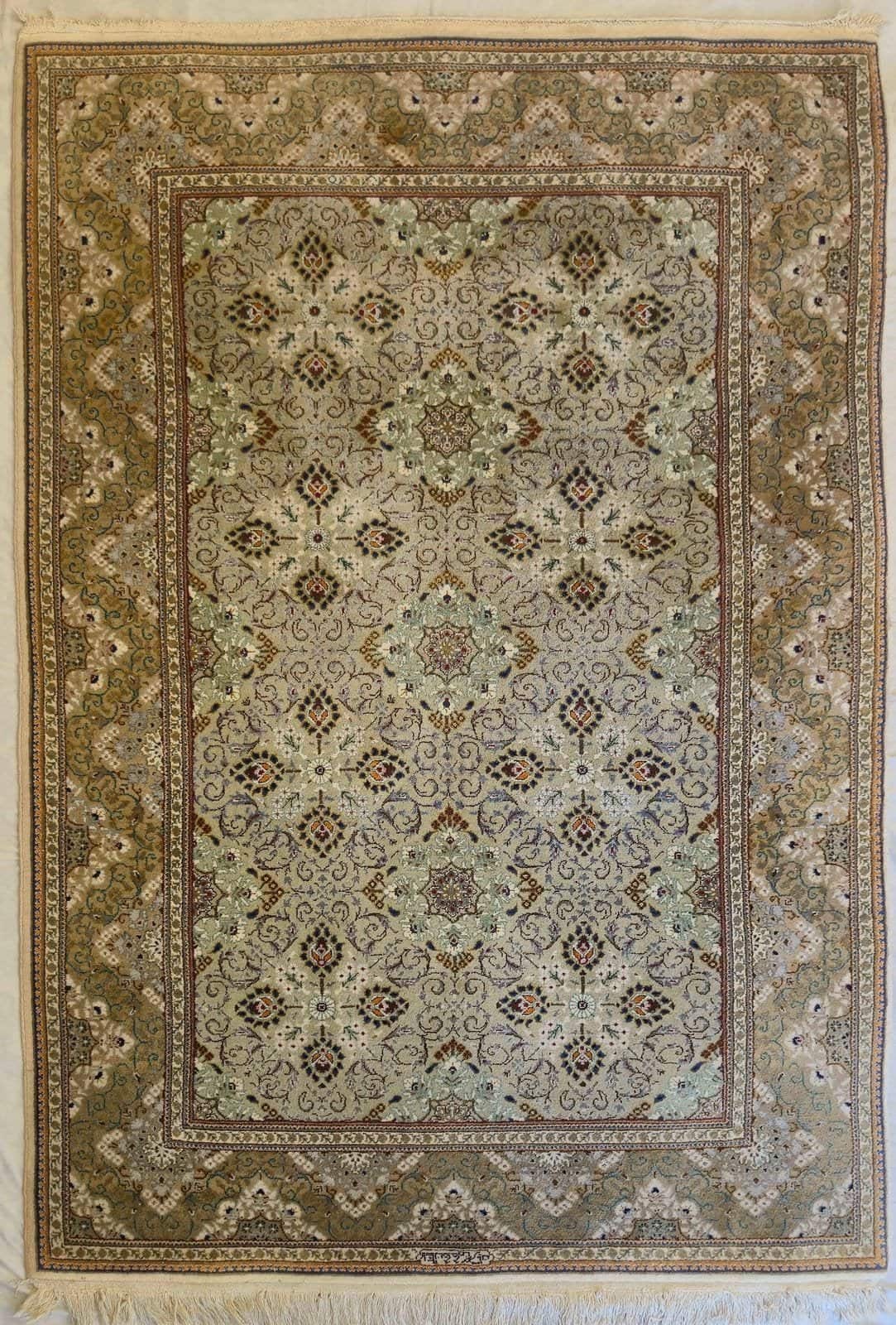 IRANIAN KASHAN HANDMADE WOOL CARPET