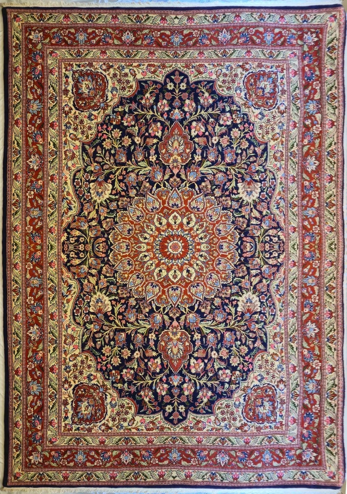 IRANIAN GHIASABAD HANDMADE WOOL CARPET