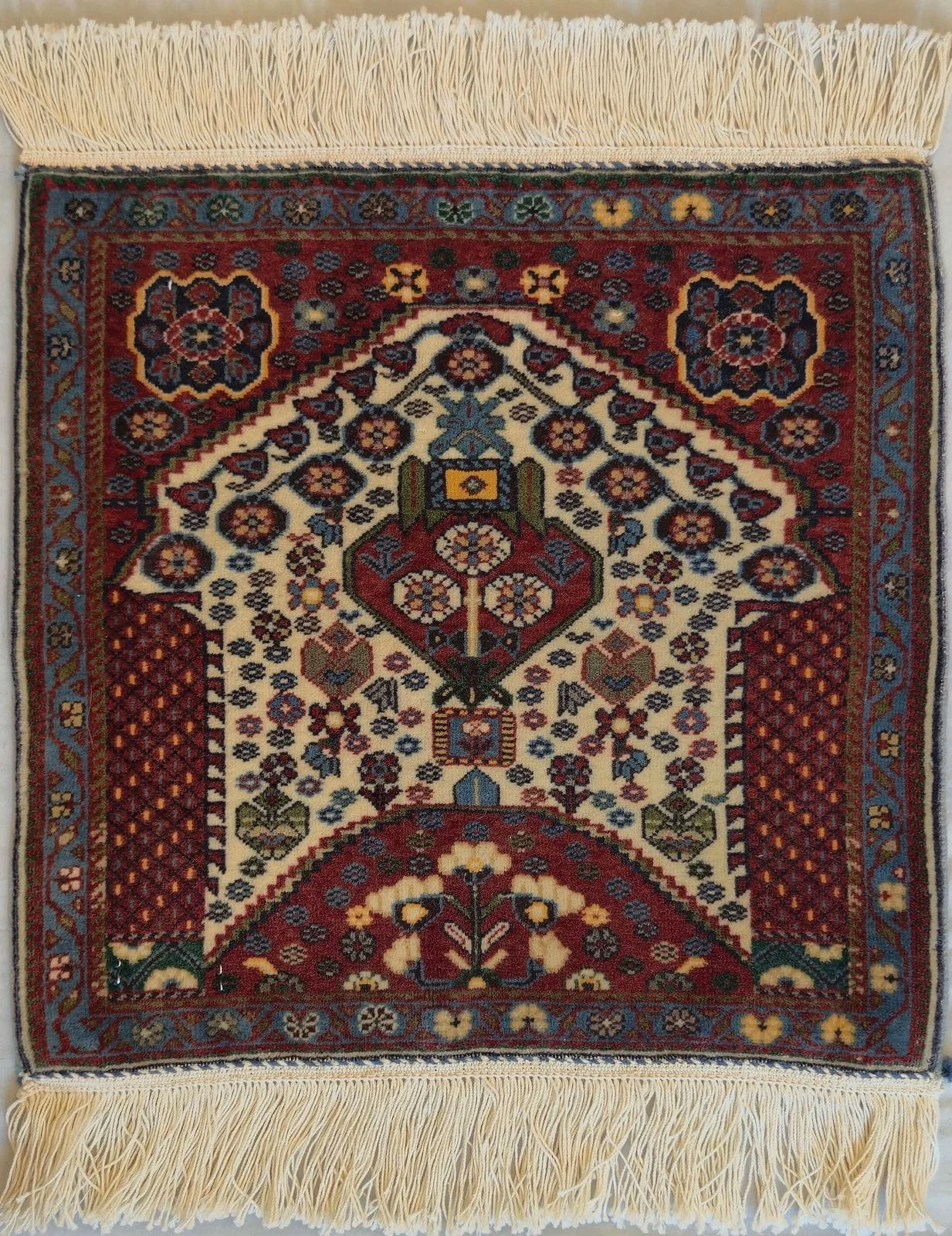 IRANIAN KASHKULI HANDMADE WOOL CARPET