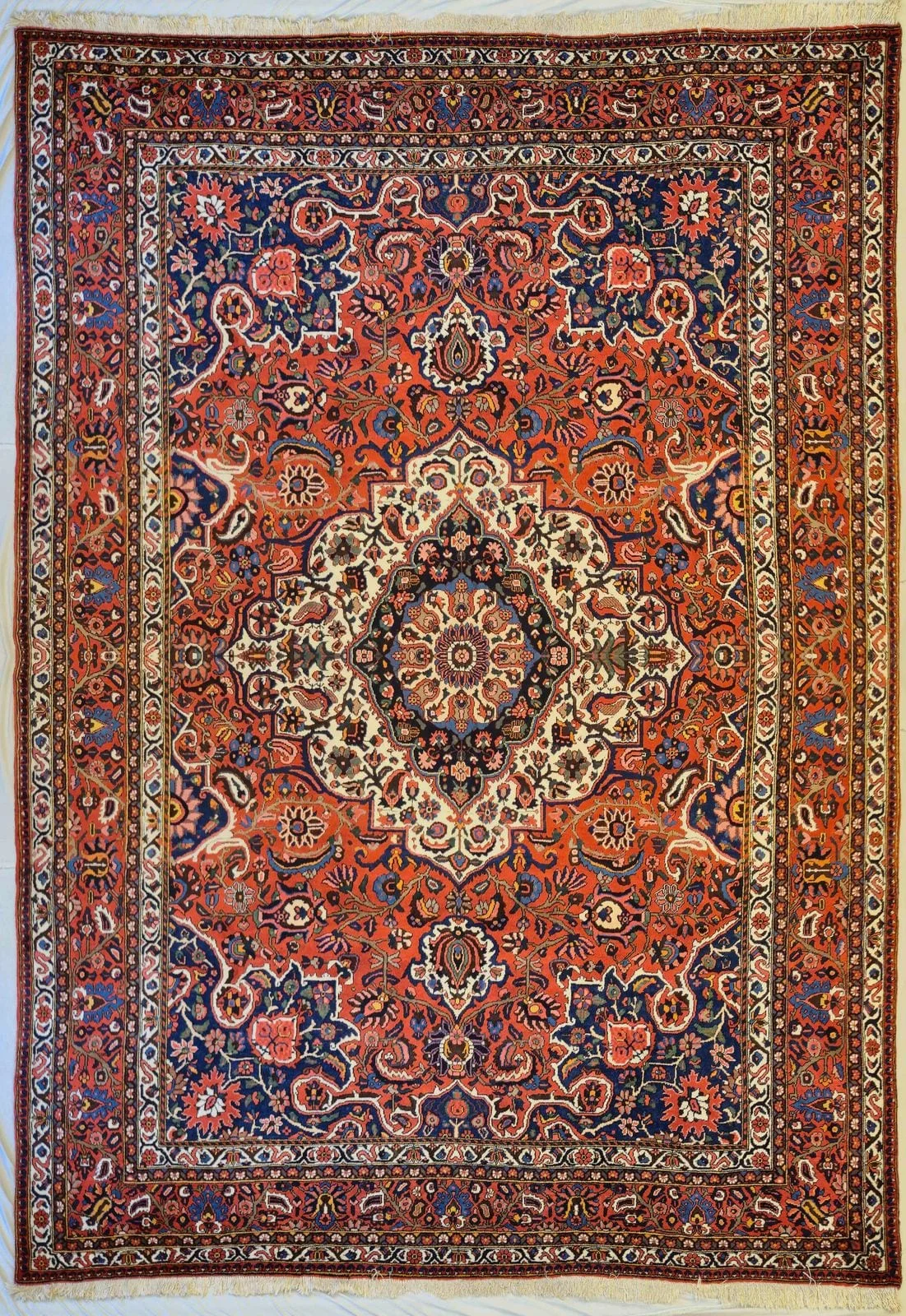 IRANIAN BAKHTIARI HANDMADE WOOL CARPET
